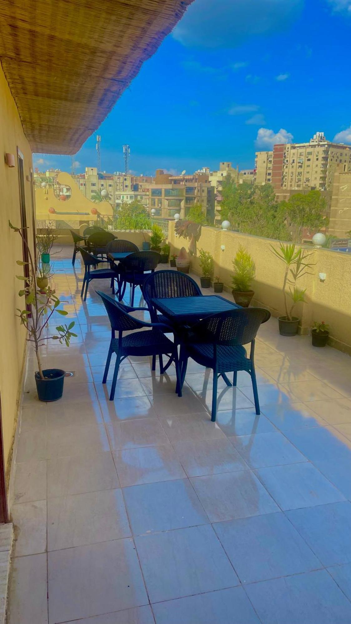 Sami Holiday Inn - Pyramids View Rooftop Al Kawm al Akhdar Dış mekan fotoğraf