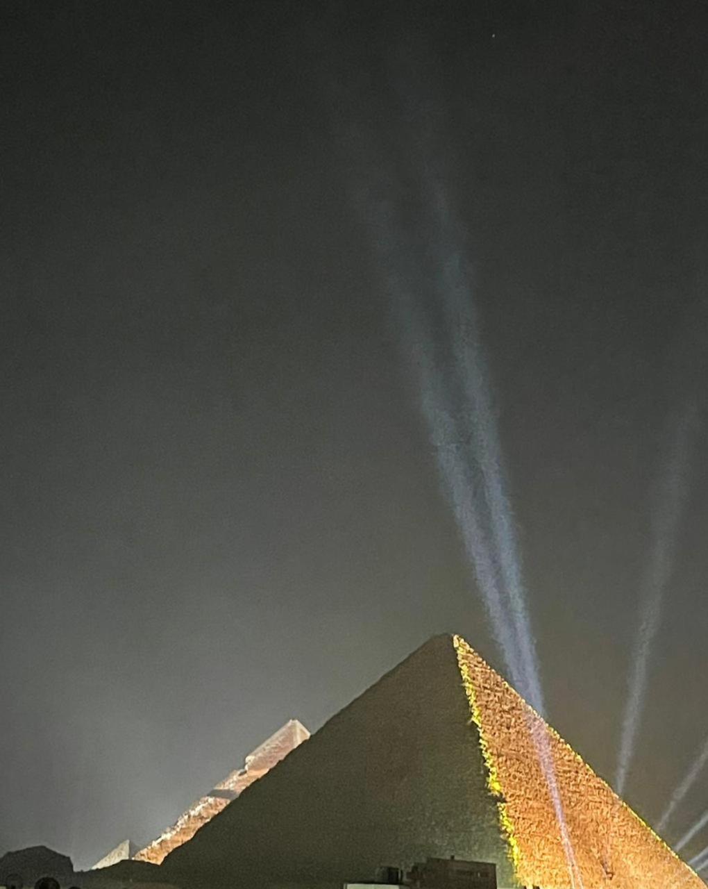 Sami Holiday Inn - Pyramids View Rooftop Al Kawm al Akhdar Dış mekan fotoğraf